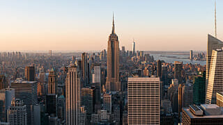 New York (USA)
