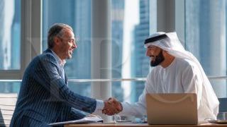 Открытие счета в Умм-эль-Кайвайне: что предлагается физлицам и организациям