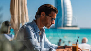 Получить Digital Nomad-визу в ОАЭ: требования и процедура в 2026 году