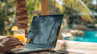 Получить Digital Nomad-визу на Маврикии: допуск по программе «Премиум-виза»