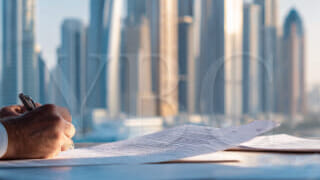 Получить туристическую лицензию в ОАЭ: требования для travel-компаний и гидов