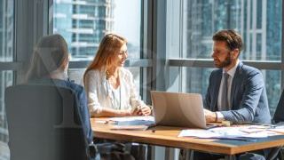 Внесение изменений в компанию в ОАЭ