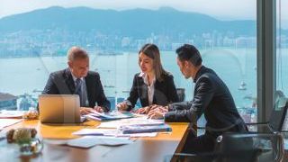 Внесение изменений в компанию в Сингапуре