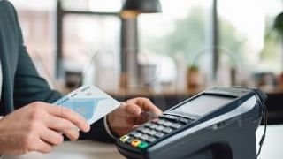 Відкрити рахунок у платіжній системі у 2025 році